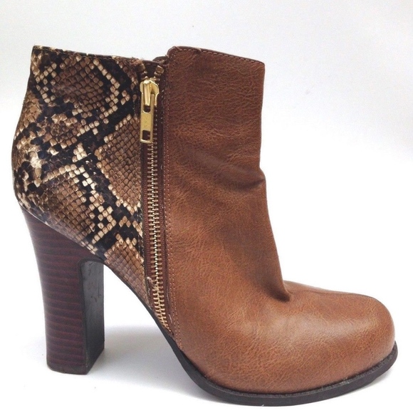 kenneth cole snakeskin boots